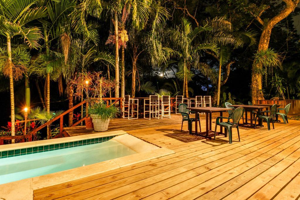 Colonial Suite @ Mahogany Hall San Ignacio Buitenkant foto