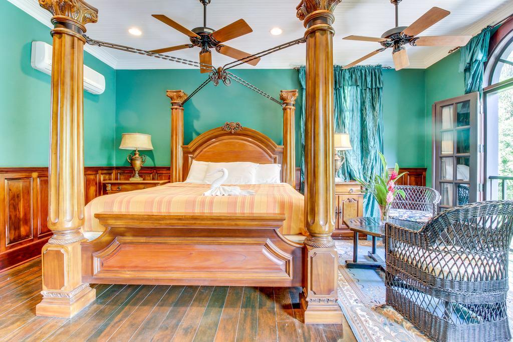 Colonial Suite @ Mahogany Hall San Ignacio Buitenkant foto